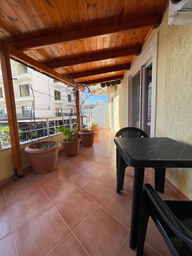 Modern Beachfront Apartments Sarande Ngoại thất bức ảnh