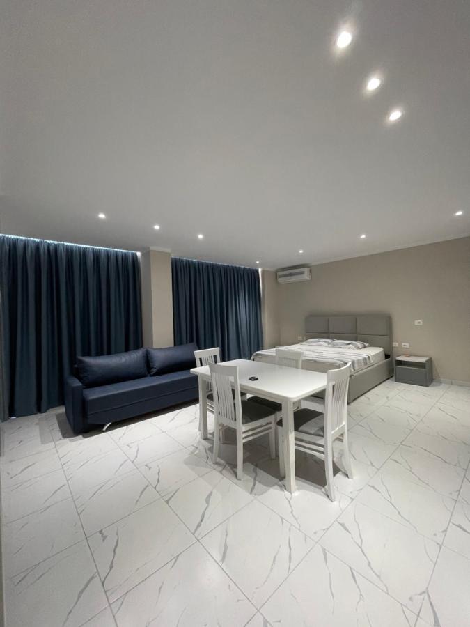 Modern Beachfront Apartments Sarande Ngoại thất bức ảnh