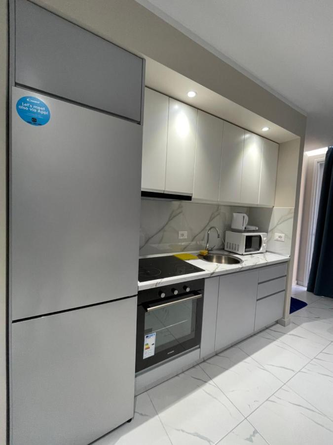 Modern Beachfront Apartments Sarande Ngoại thất bức ảnh