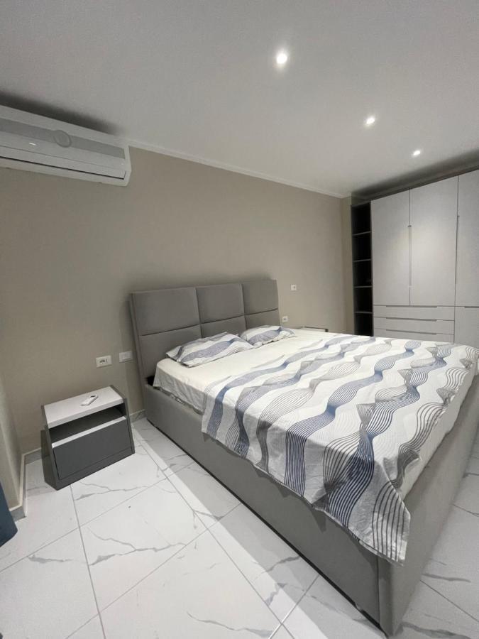 Modern Beachfront Apartments Sarande Ngoại thất bức ảnh