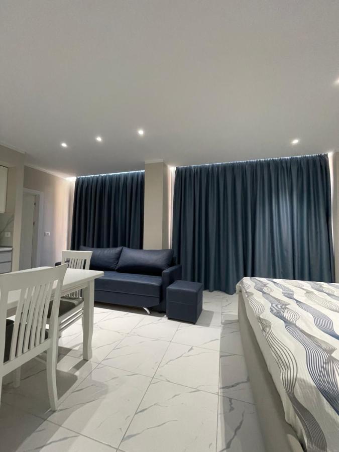 Modern Beachfront Apartments Sarande Ngoại thất bức ảnh