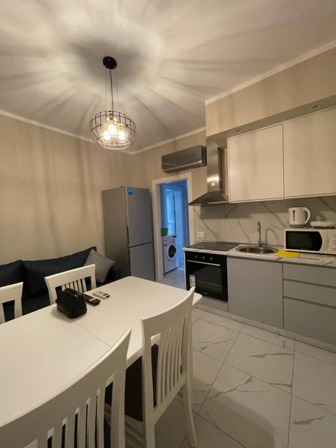 Modern Beachfront Apartments Sarande Ngoại thất bức ảnh