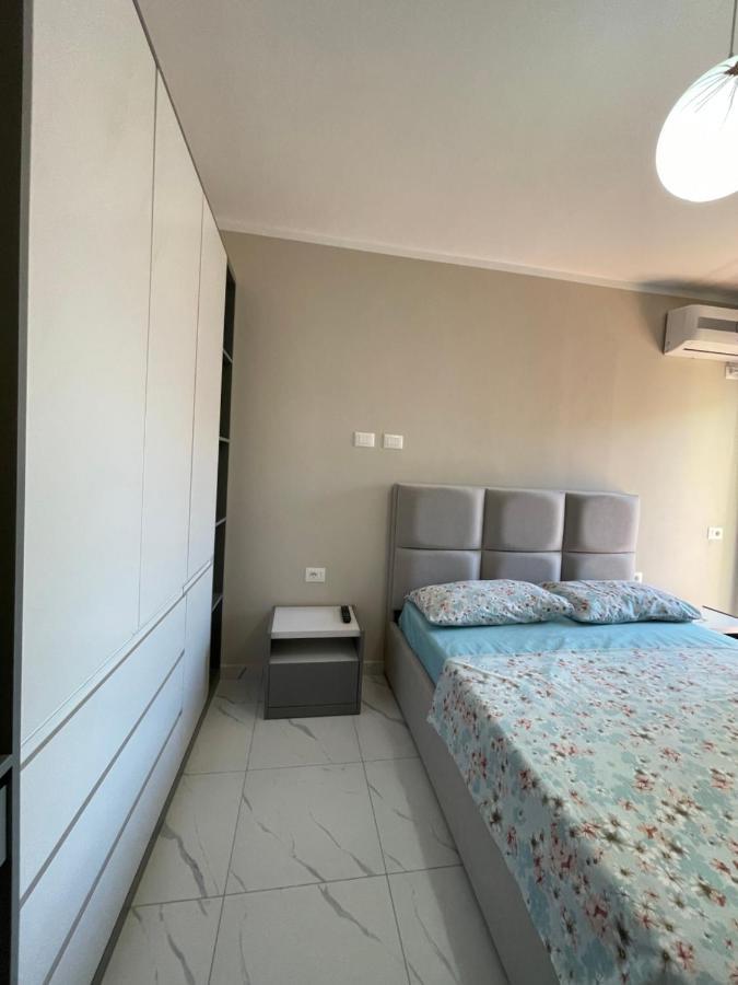Modern Beachfront Apartments Sarande Ngoại thất bức ảnh